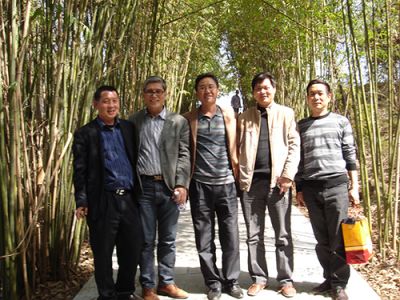 Xiao Zong organized company executives to visit Jiangsu, organic pigment project